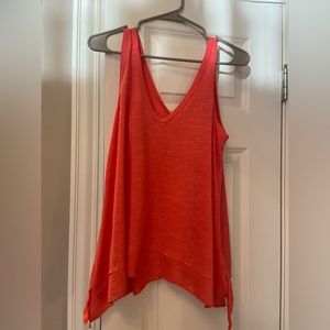 Double V Peyton Jensen brand tank top from EVEREVE! Size MEDIUM